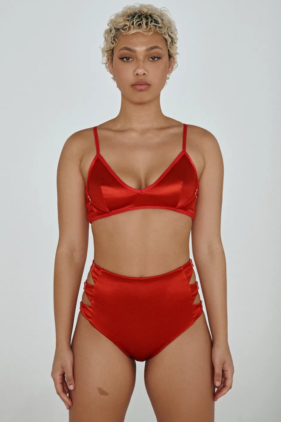 Tees & Tops*CXIX Aphrodite Bralette - Red