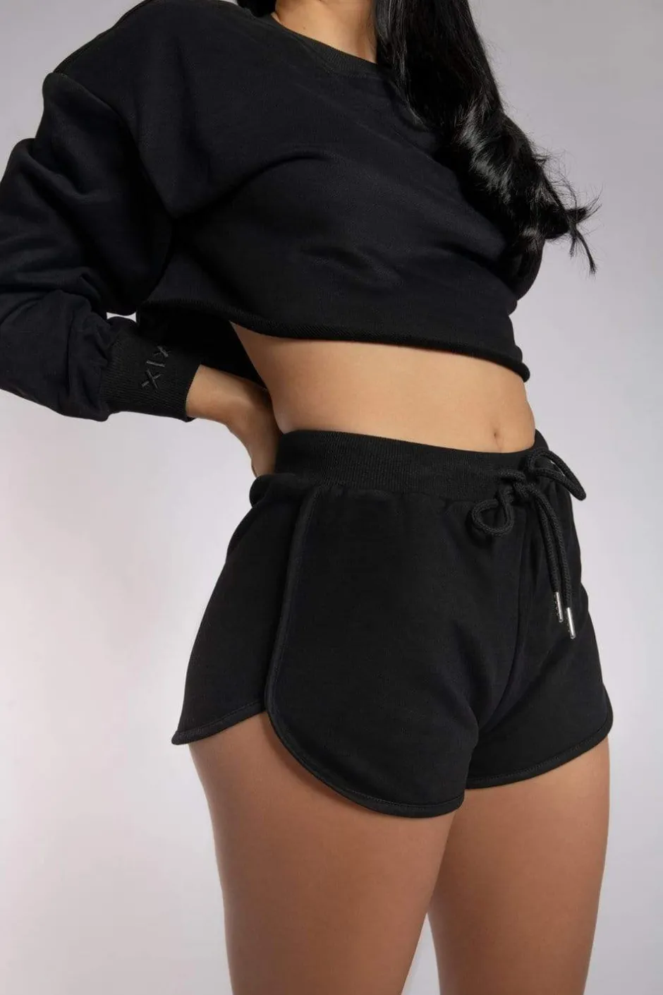 Joggers & Jumpers*CXIX Off-Duty Short - Black